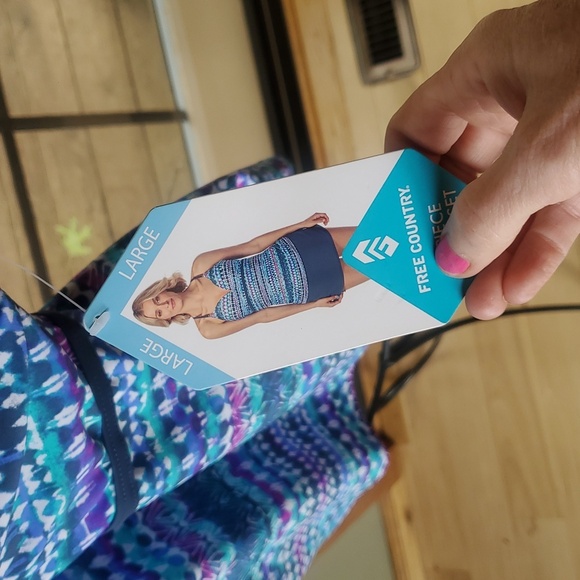 Free Country Blue and Purple Sz. L Swimtop NWT - Picture 8 of 12